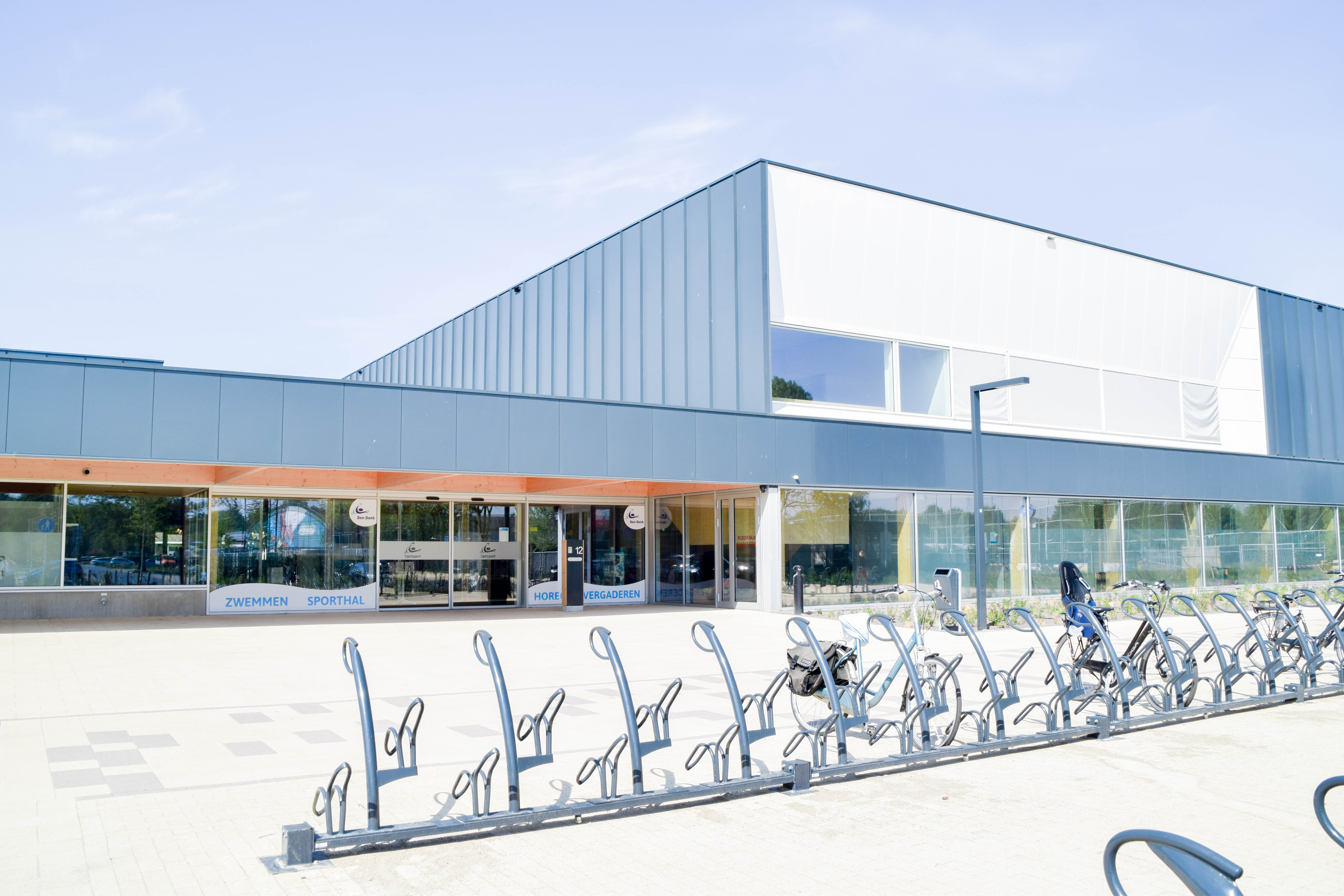 Sportcentrum Delfín Sro Sporthal Den Donk | Optisport